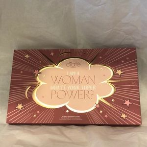 I am a Woman, What’s Your Super Power? Pallet